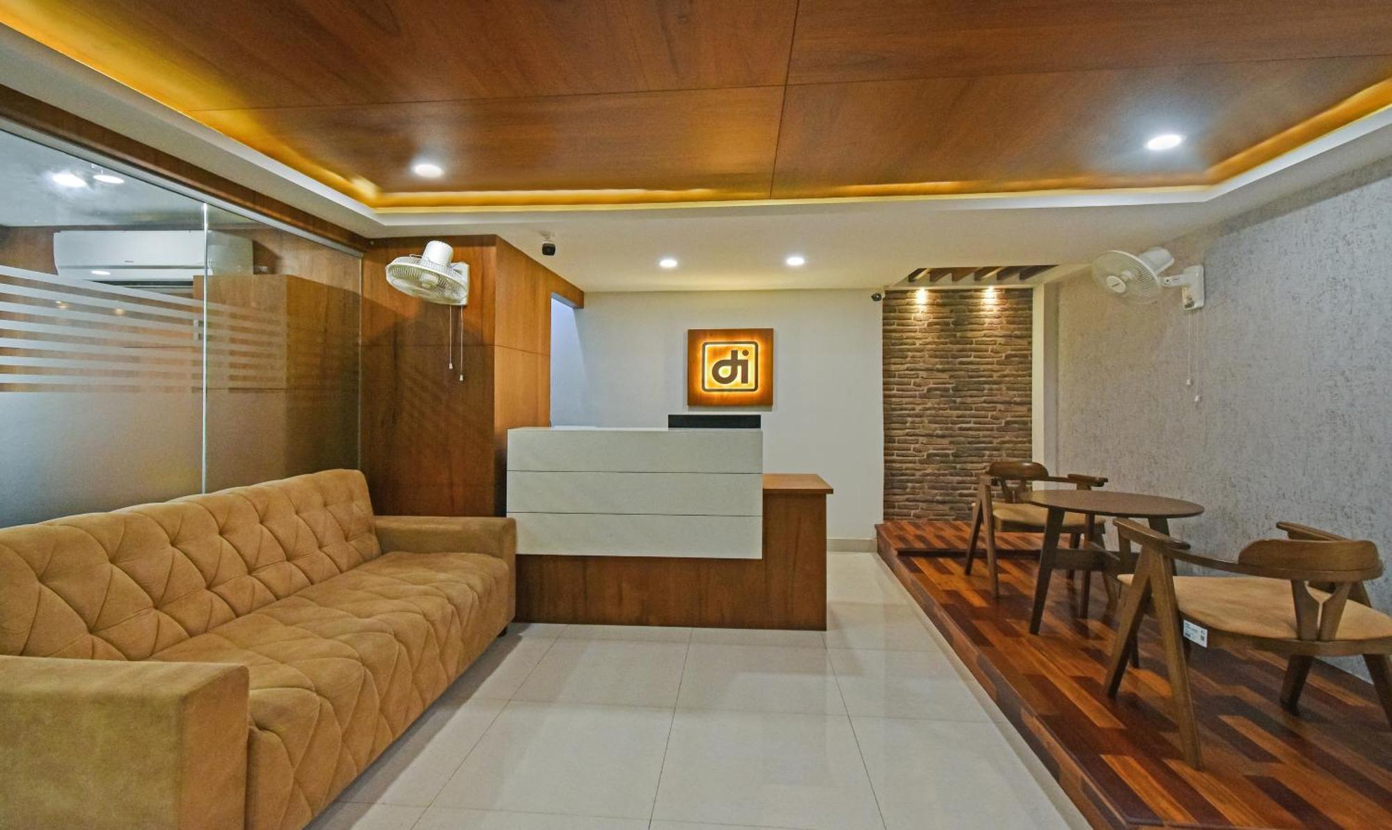 Itsy Hotels Deluxe Inn Chennai Eksteriør billede