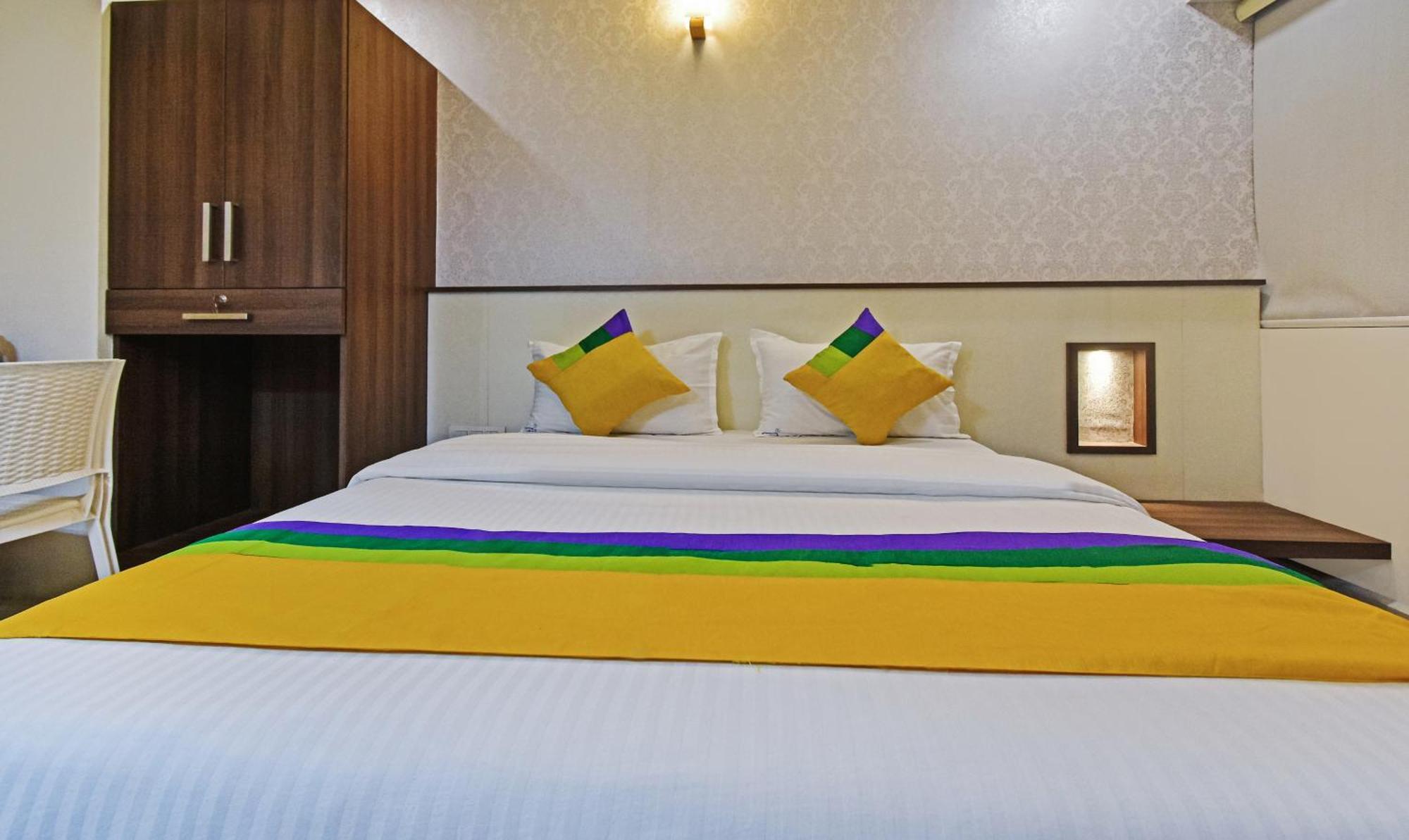 Itsy Hotels Deluxe Inn Chennai Eksteriør billede