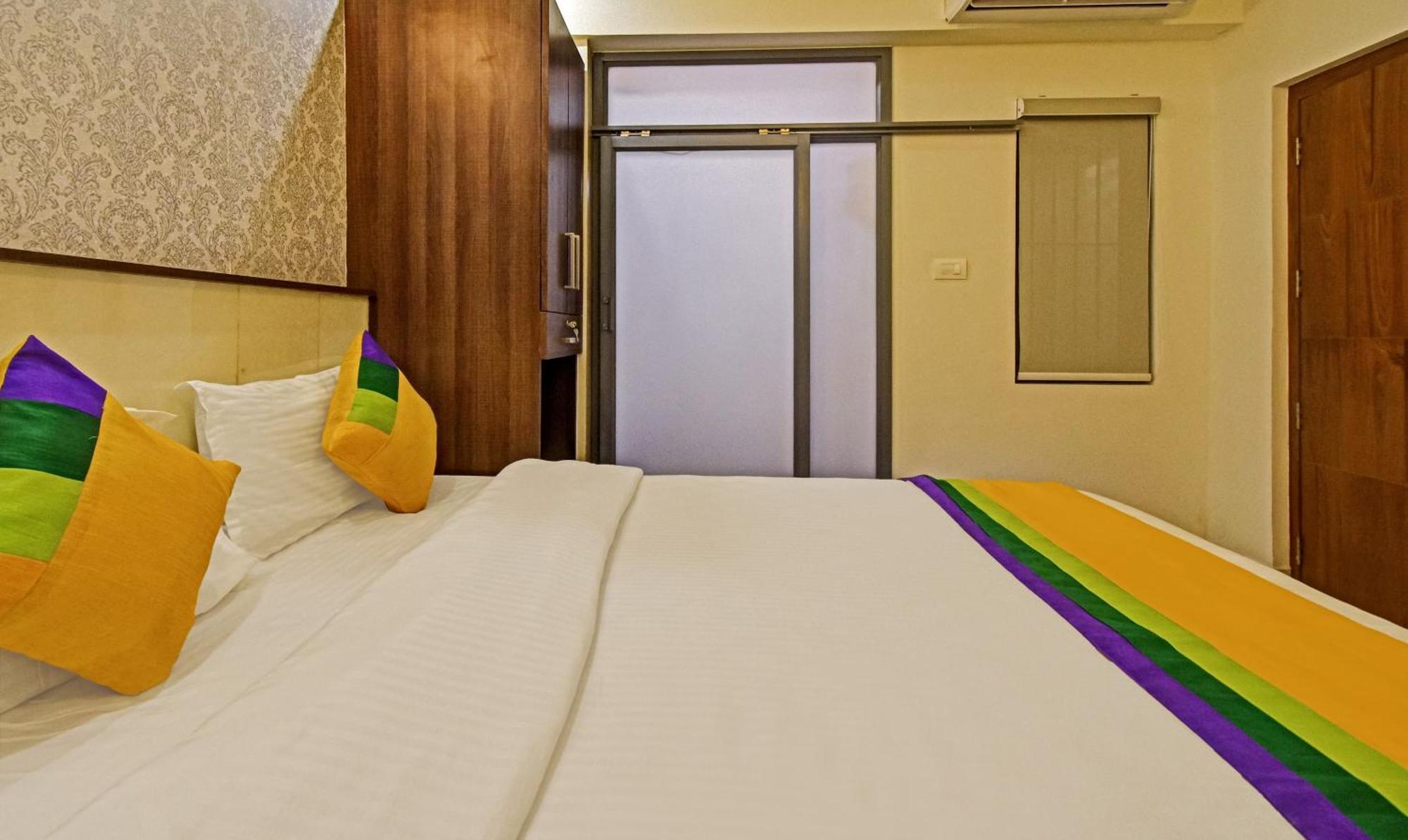 Itsy Hotels Deluxe Inn Chennai Eksteriør billede
